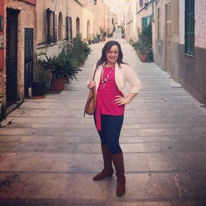 Meet your Posher, Julie